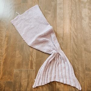 Mermaid tail blanket